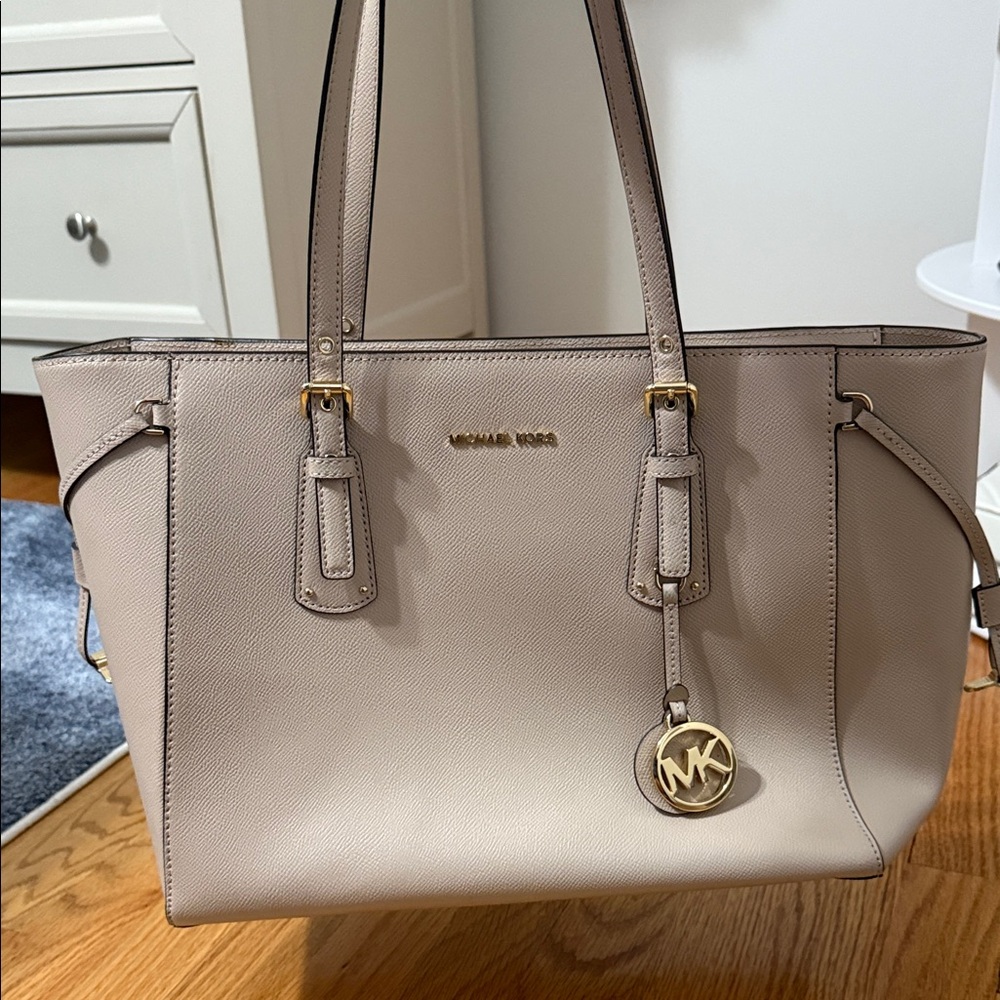 Michael Kors light pink Tote Bag